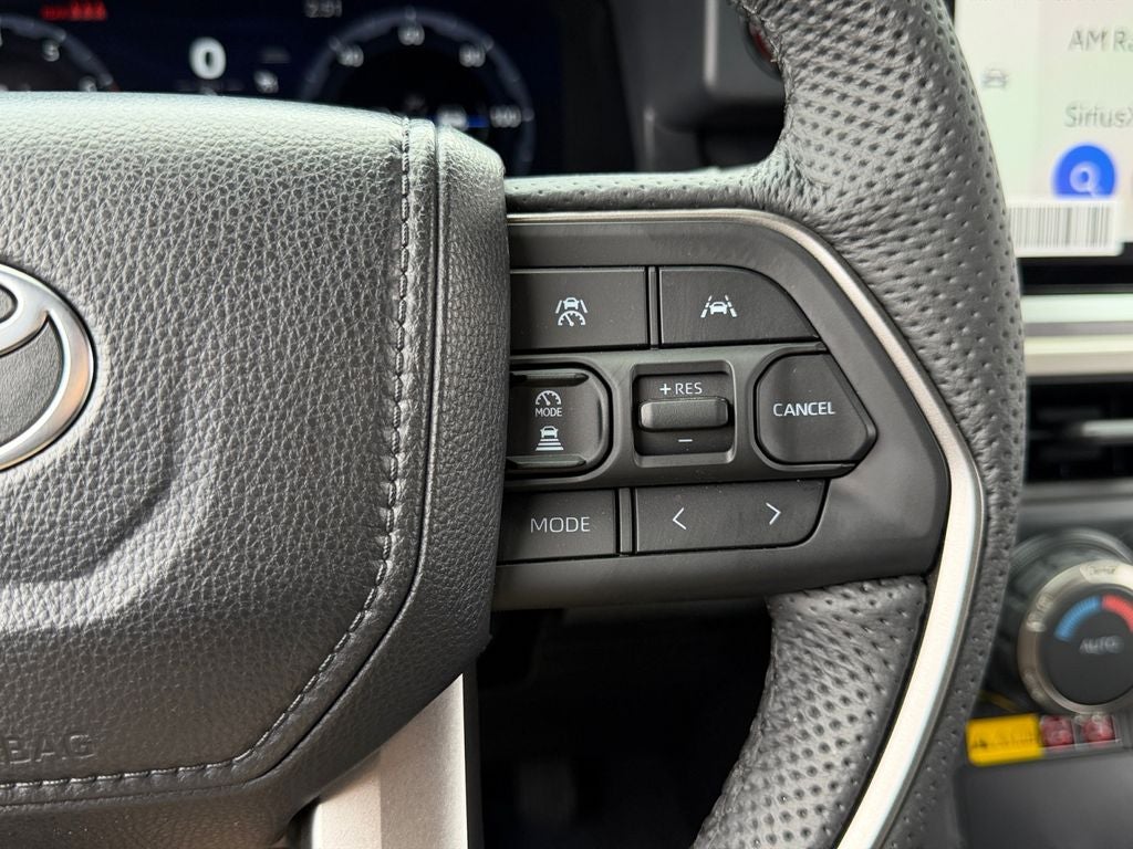 2025 Toyota Tacoma Hybrid TRD Off Road W/ SUNROOF & JBL SOUND!