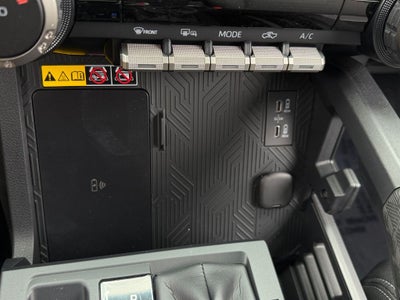 2025 Toyota Tacoma Hybrid TRD Off Road W/ SUNROOF & JBL SOUND!