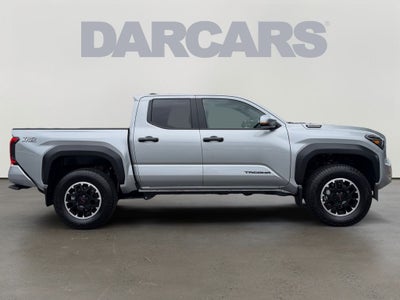 2025 Toyota Tacoma Hybrid TRD Off Road W/ SUNROOF & JBL SOUND!