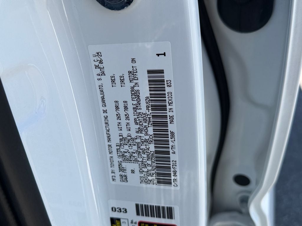 2025 Toyota Tacoma Hybrid TRD Off Road