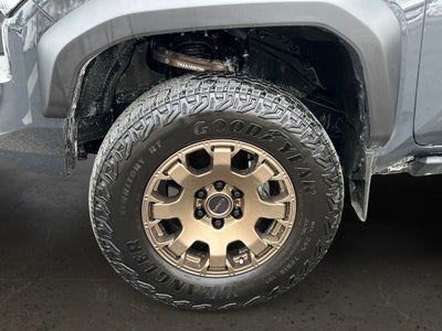 2024 Toyota Tacoma Hybrid Trailhunter Low miles!