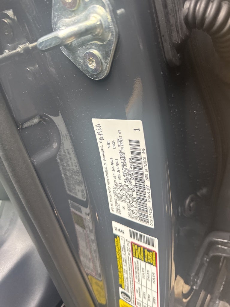 2024 Toyota Tacoma Hybrid Trailhunter Low miles