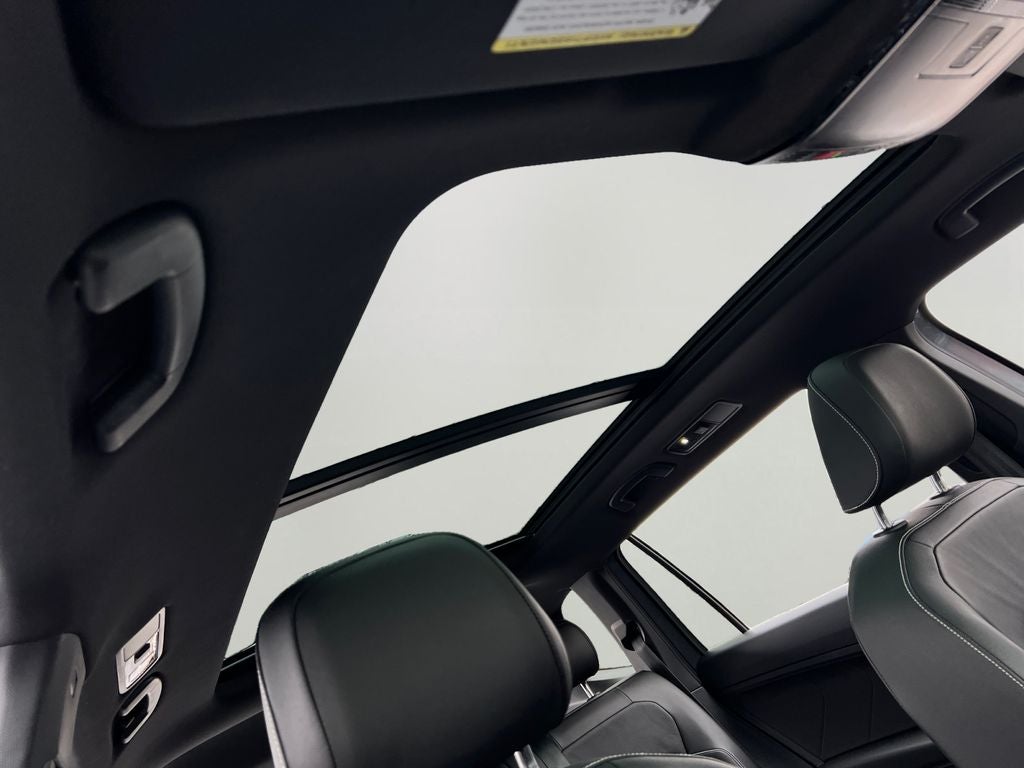 2021 Volkswagen Tiguan 2.0T SEL Premium R-Line