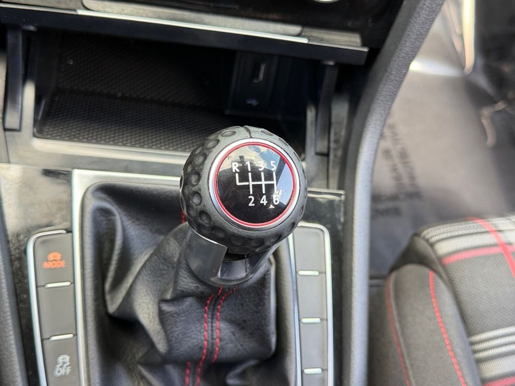 2019 Volkswagen Golf GTI 2.0T S
