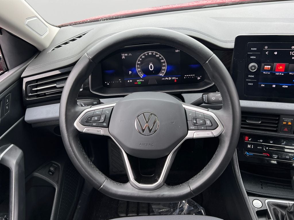 2025 Volkswagen Jetta 1.5T SE