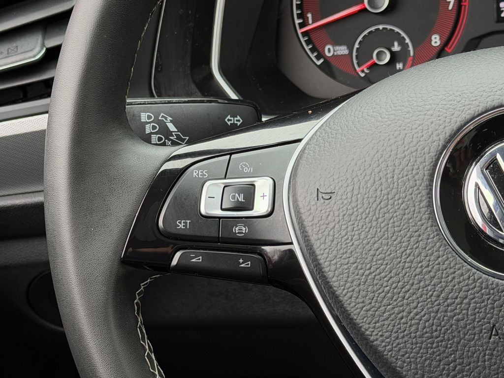 2021 Volkswagen Jetta 1.4T SE Super Low Miles!