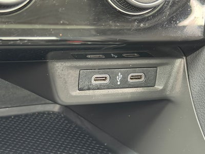 2021 Volkswagen Jetta 1.4T SE Super Low Miles!