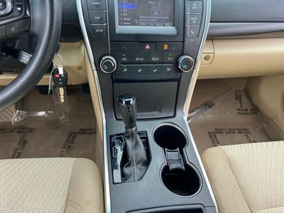 2017 Toyota Camry LE