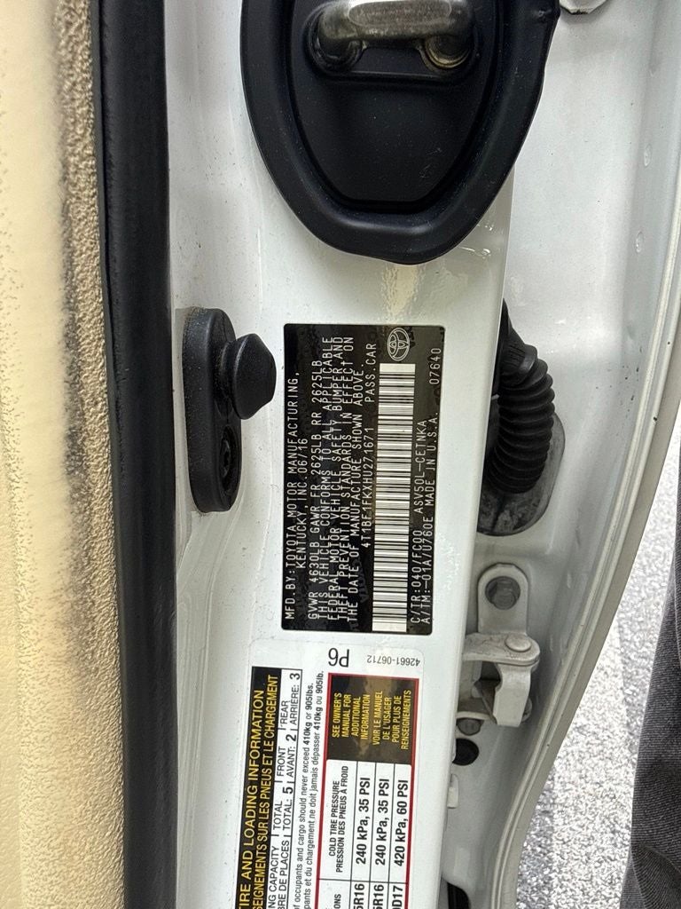 2017 Toyota Camry LE