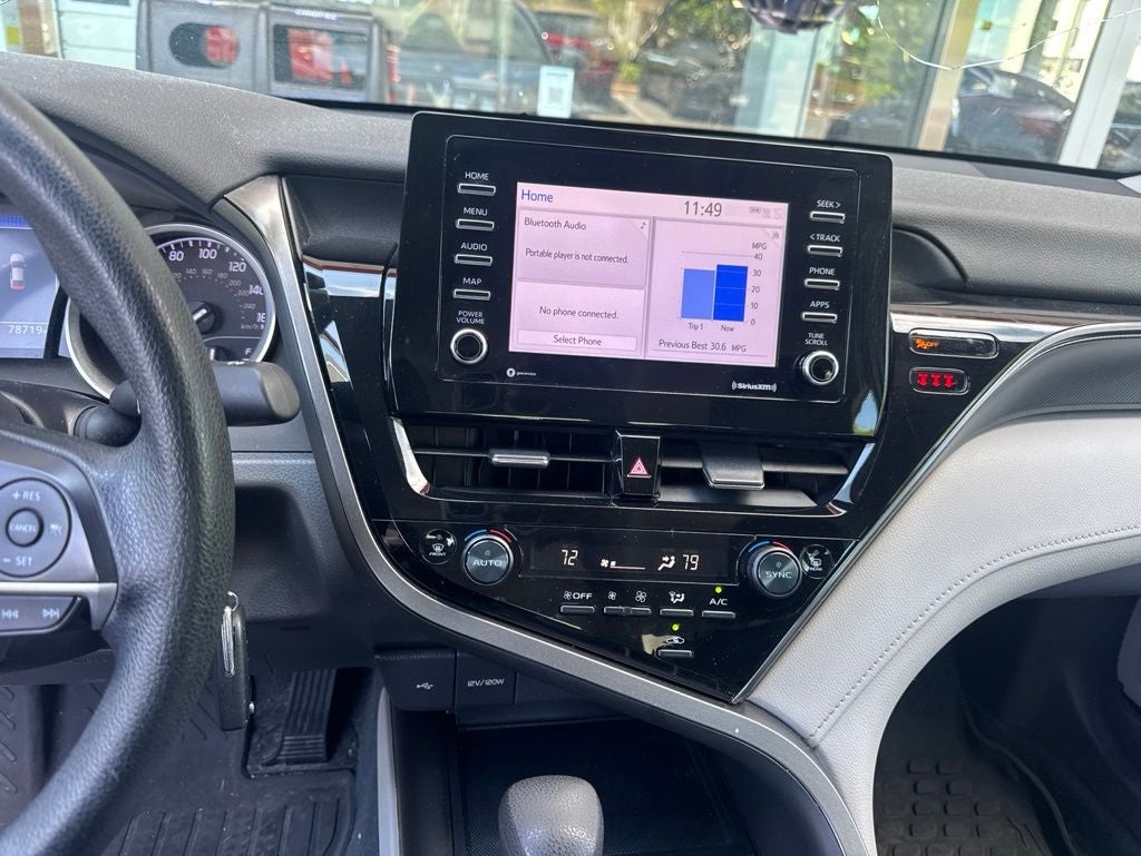 2022 Toyota Camry LE