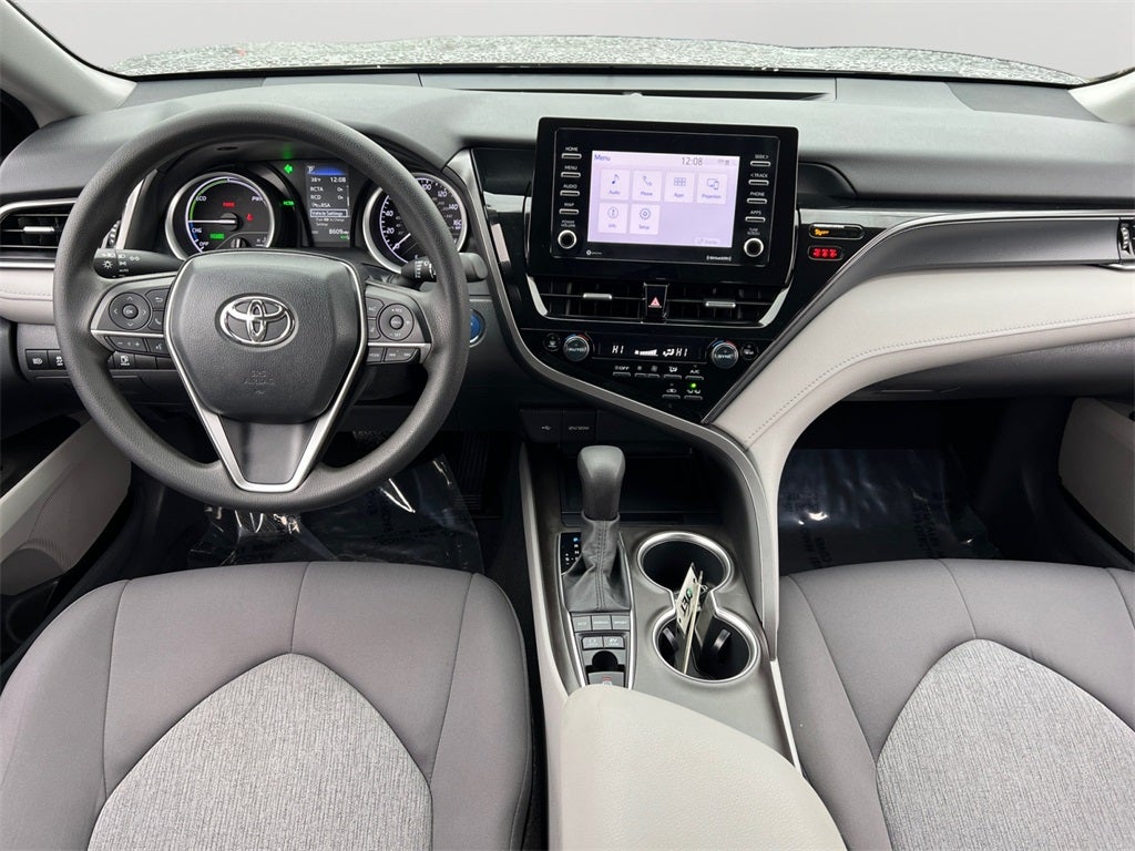 2022 Toyota Camry Hybrid LE