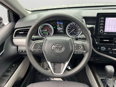 2022 Toyota Camry Hybrid LE