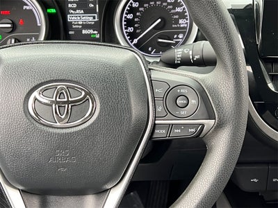 2022 Toyota Camry Hybrid LE
