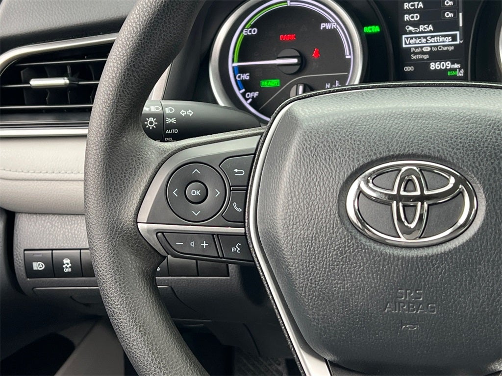 2022 Toyota Camry Hybrid LE