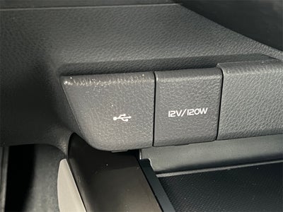 2022 Toyota Camry Hybrid LE