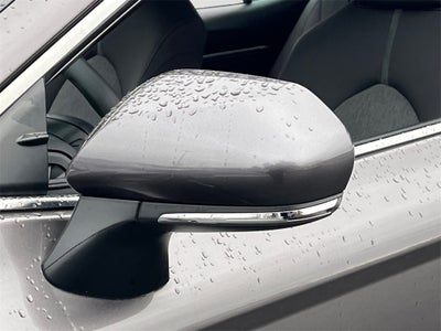 2022 Toyota Camry Hybrid LE