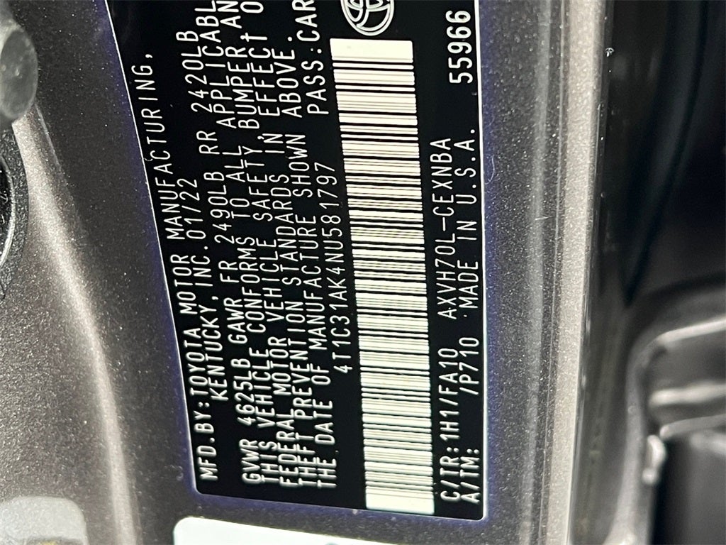 2022 Toyota Camry Hybrid LE