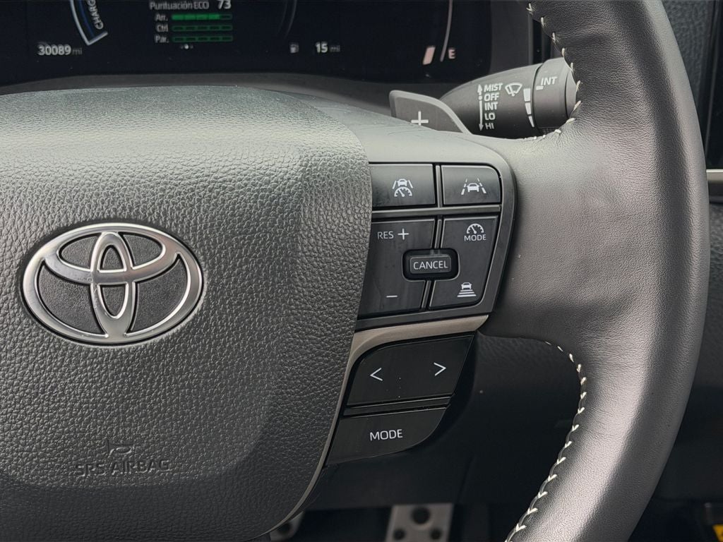 2025 Toyota Camry SE Great Color Combo!