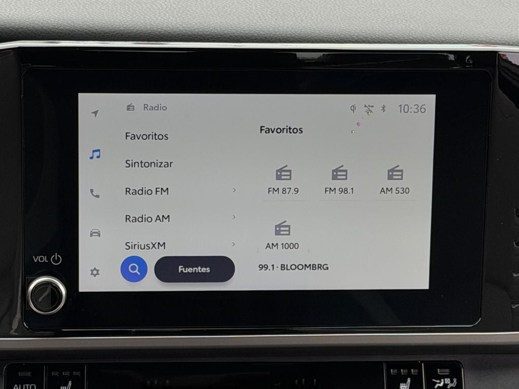 2025 Toyota Camry SE Great Color Combo!