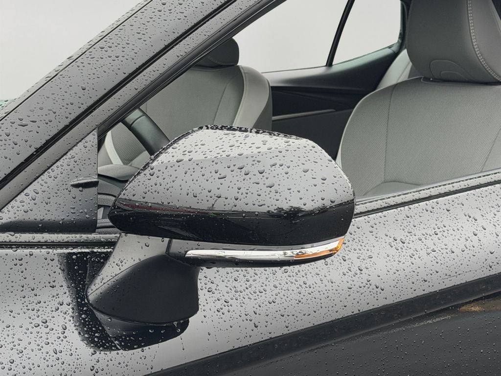 2025 Toyota Camry SE Great Color Combo!