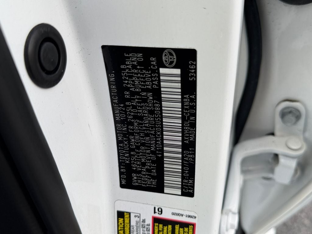 2025 Toyota Camry LE