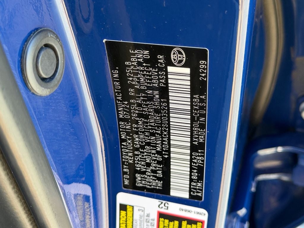 2025 Toyota Camry SE