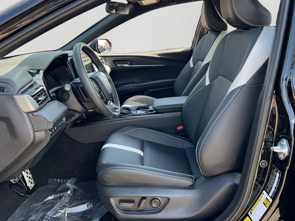 2025 Toyota Camry SE Low Miles & CERTIFIED!