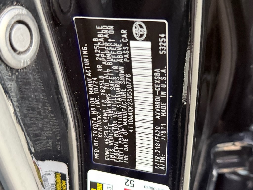 2025 Toyota Camry SE