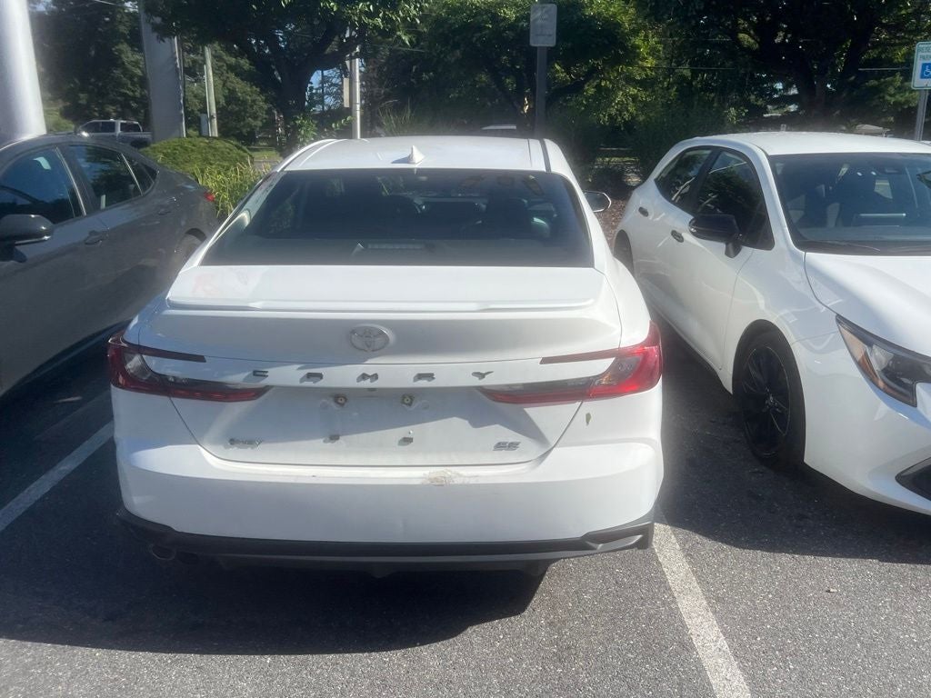 2025 Toyota Camry SE