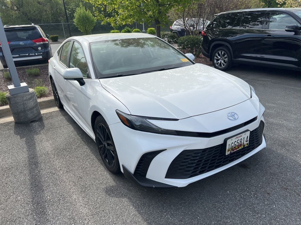 2025 Toyota Camry SE