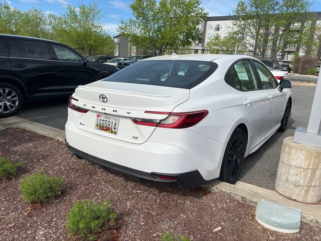 2025 Toyota Camry SE