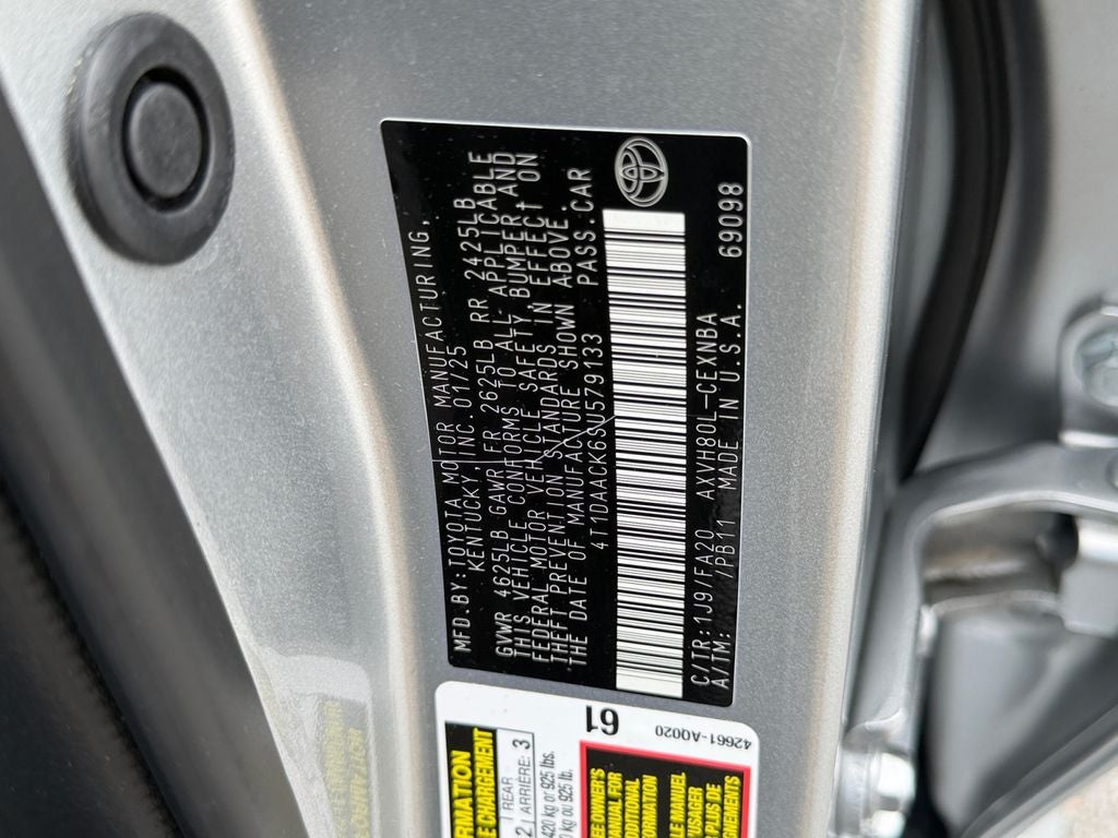 2025 Toyota Camry LE