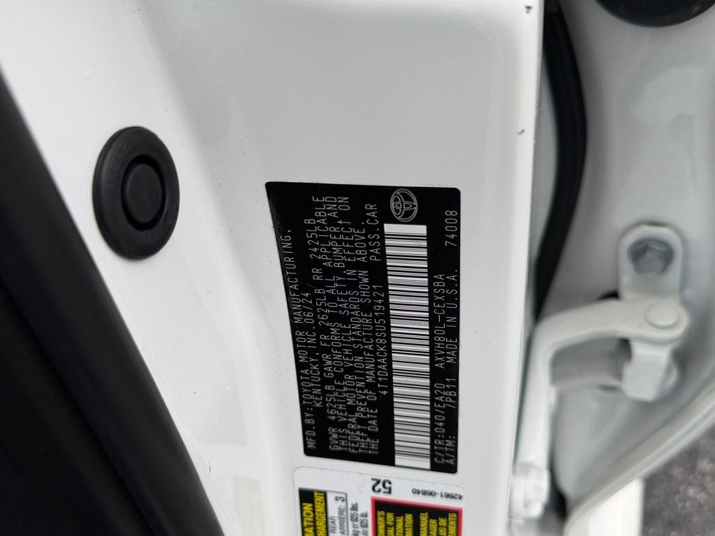 2025 Toyota Camry SE