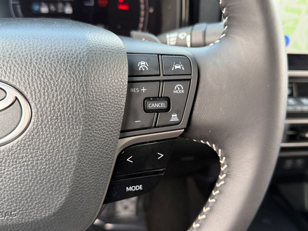 2026 Toyota Camry SE CERTIFIED W/ SUNROOF!