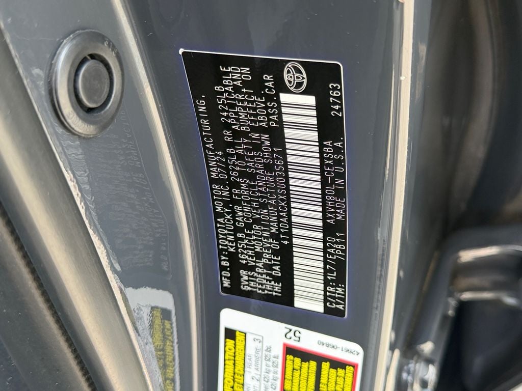 2025 Toyota Camry SE