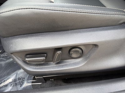 2026 Toyota Camry SE W/ SUNROOF!