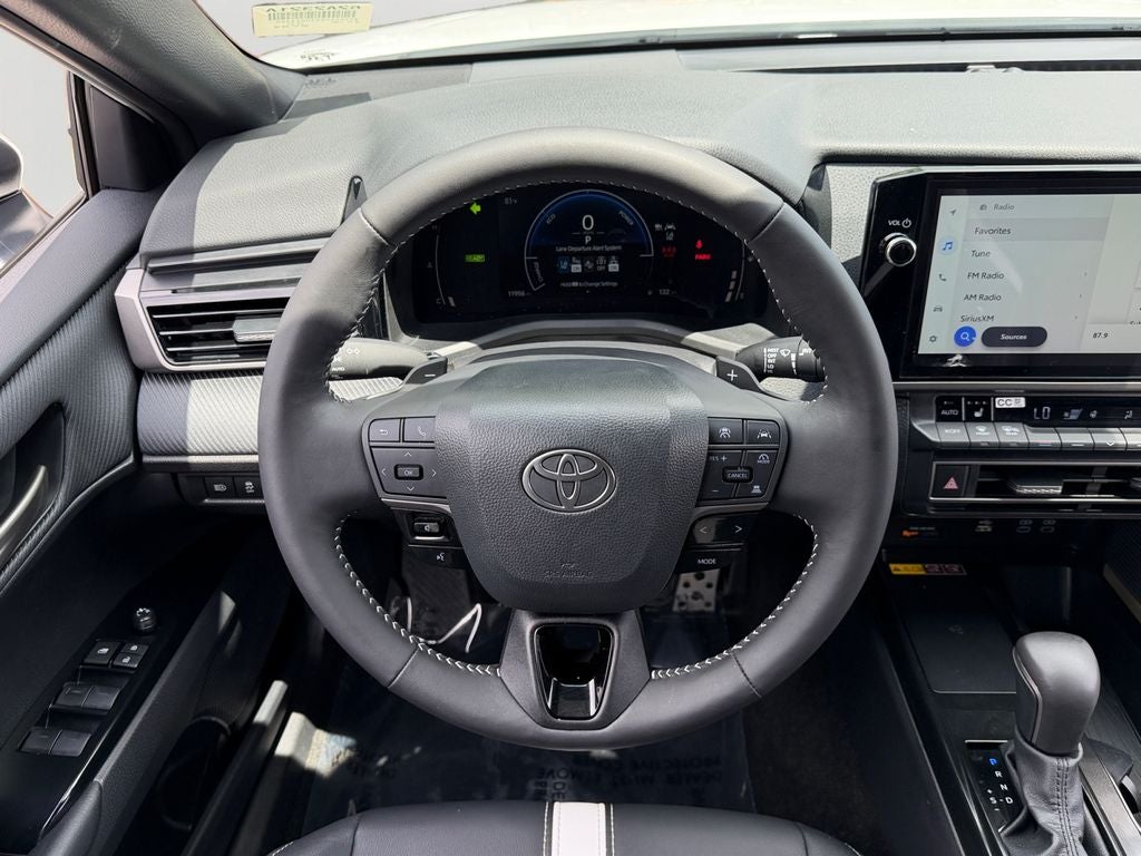 2026 Toyota Camry SE W/ SUNROOF!