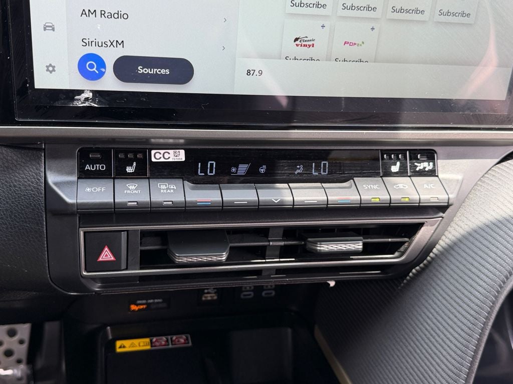 2026 Toyota Camry SE W/ SUNROOF!