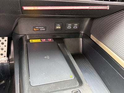 2026 Toyota Camry SE W/ SUNROOF!