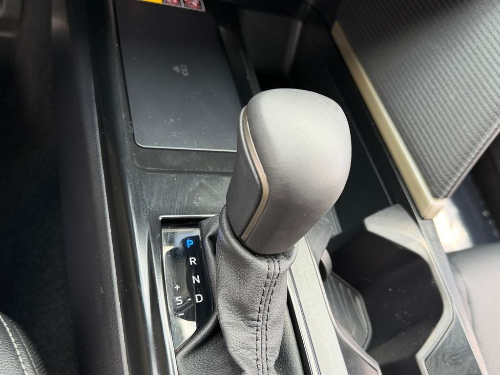 2026 Toyota Camry SE W/ SUNROOF!