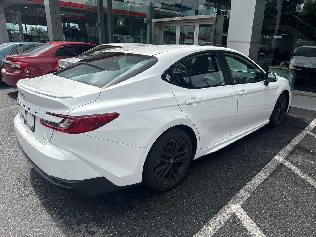 2026 Toyota Camry SE W/ SUNROOF!