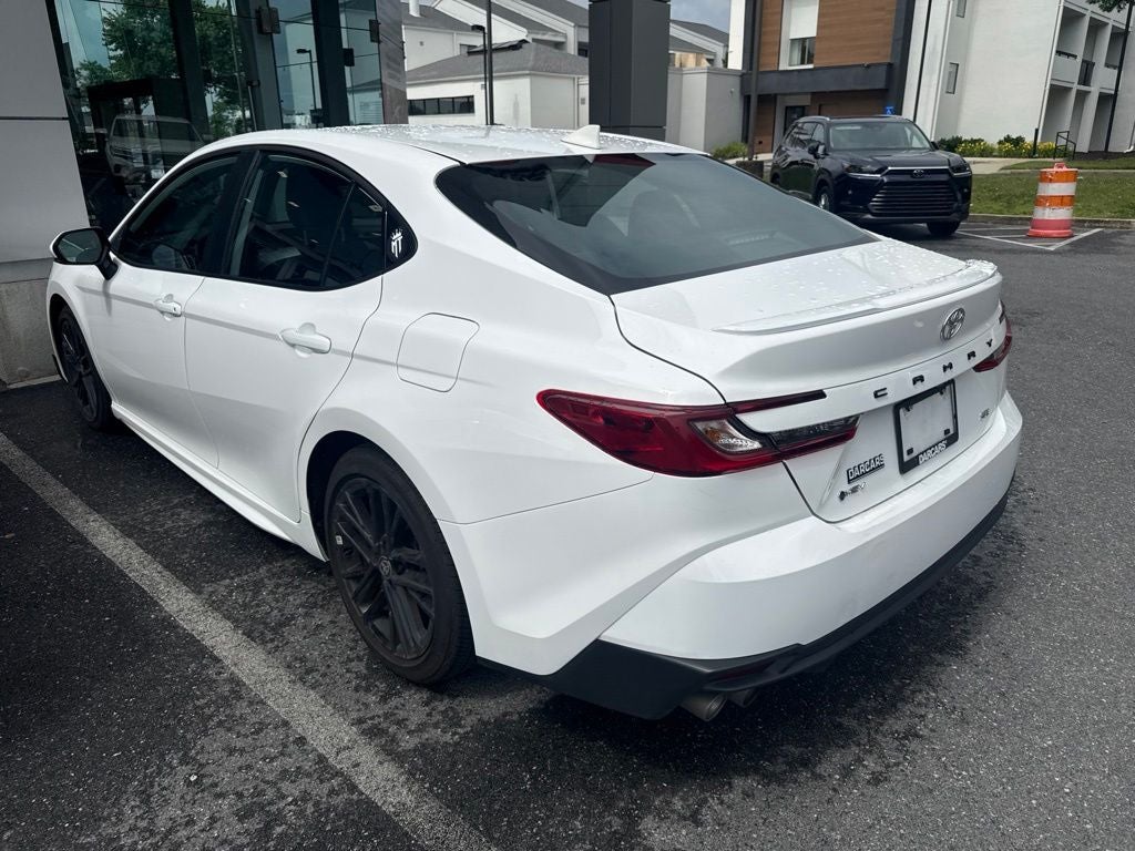 2026 Toyota Camry SE W/ SUNROOF!