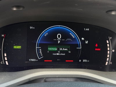 2025 Toyota Camry SE W/ SUNROOF & AWD!