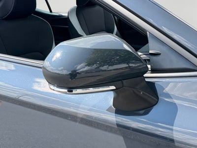 2025 Toyota Camry SE W/ SUNROOF & AWD!