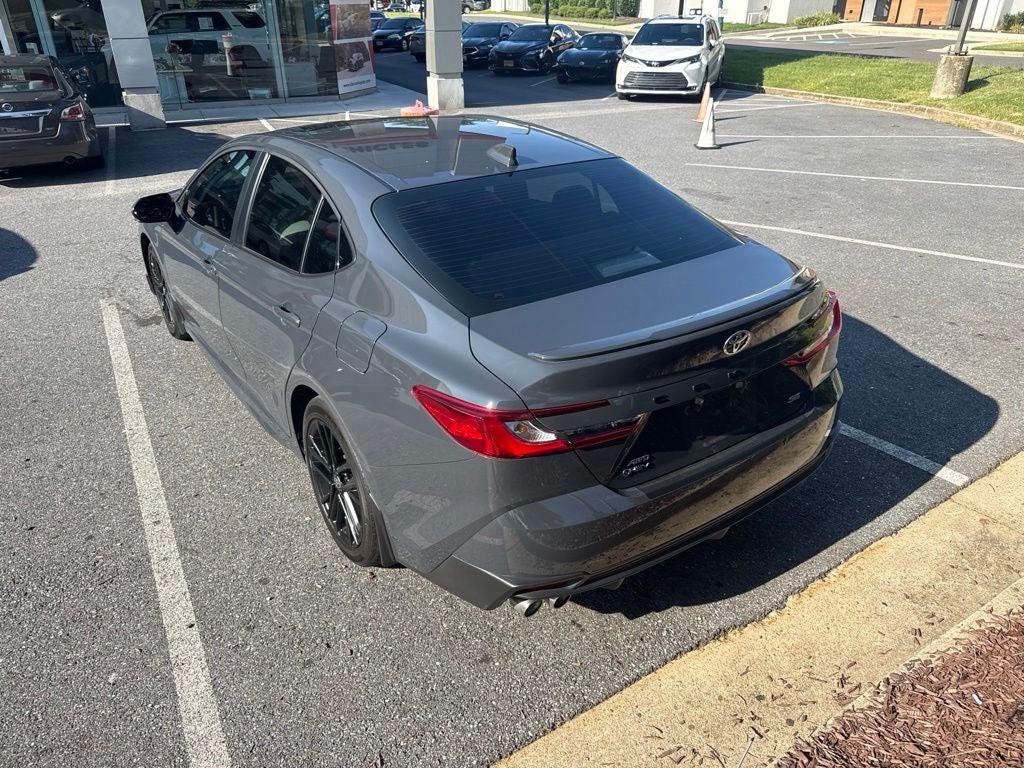 2025 Toyota Camry SE W/ SUNROOF & AWD!