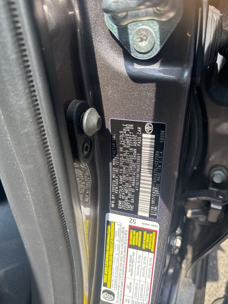 2022 Toyota Camry SE