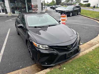 2020 Toyota Camry SE