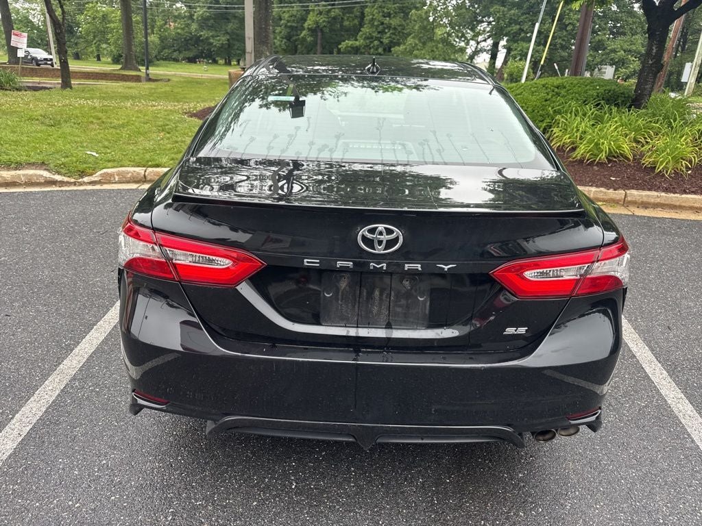 2020 Toyota Camry SE