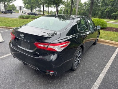2020 Toyota Camry SE