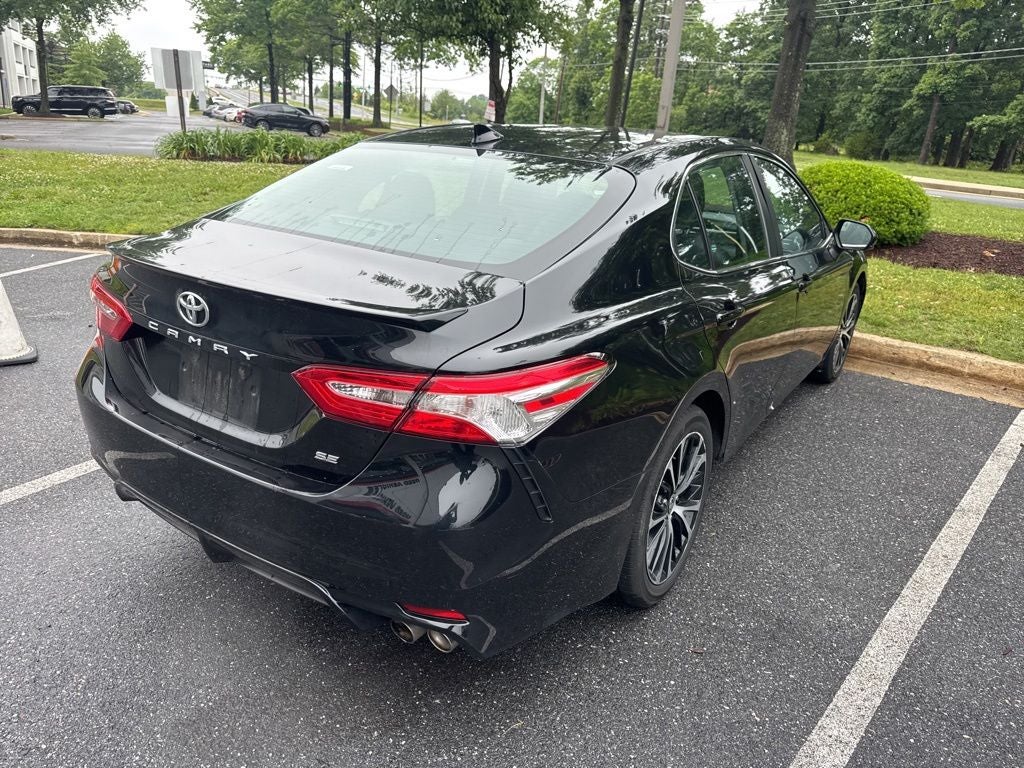 2020 Toyota Camry SE